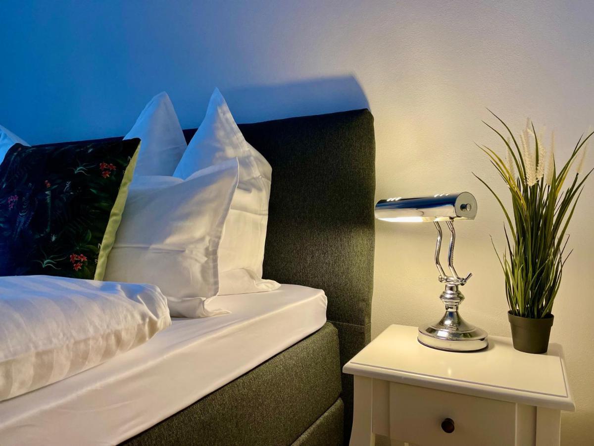 Voh Super Exklusives Loft, Zentral, Smart-Tv, Parkplatz Apartment Vohenstrauss Bagian luar foto